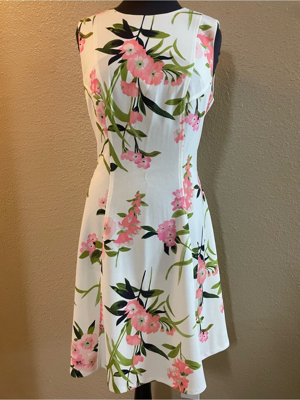 Tommy Hilfiger Women’s Floral Print Fit & Fare Dress Size 12 - Picture 4 of 16